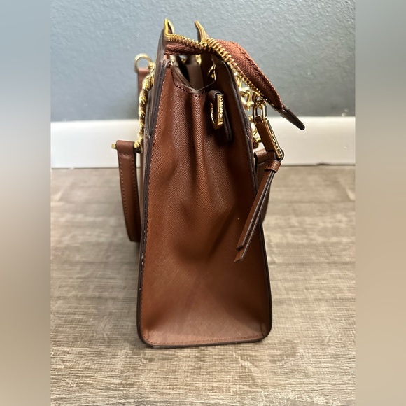 Calvin Klein Handbag - Picture 9 of 10